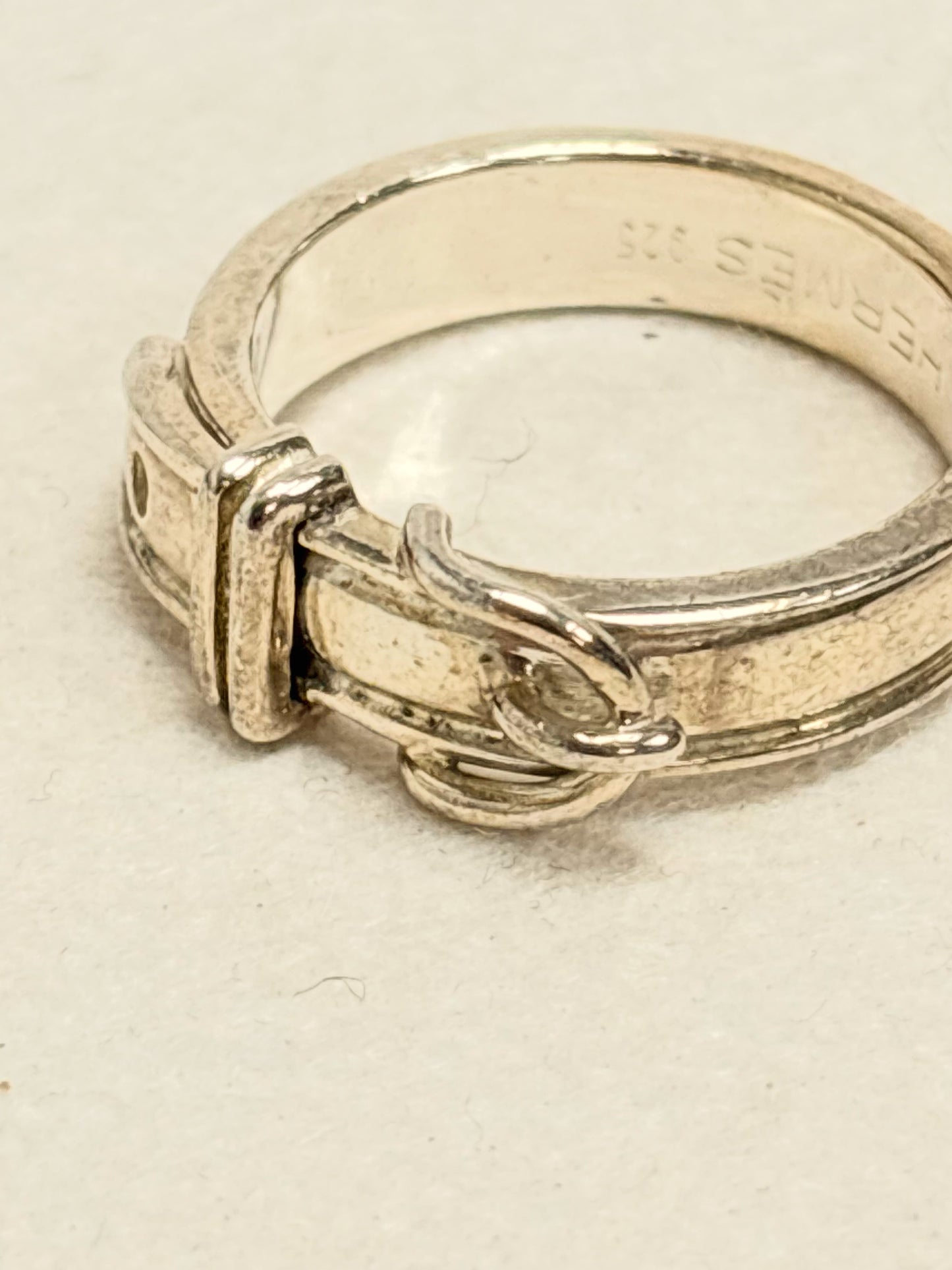 HERMÈS Bague Ceinture en Argent
