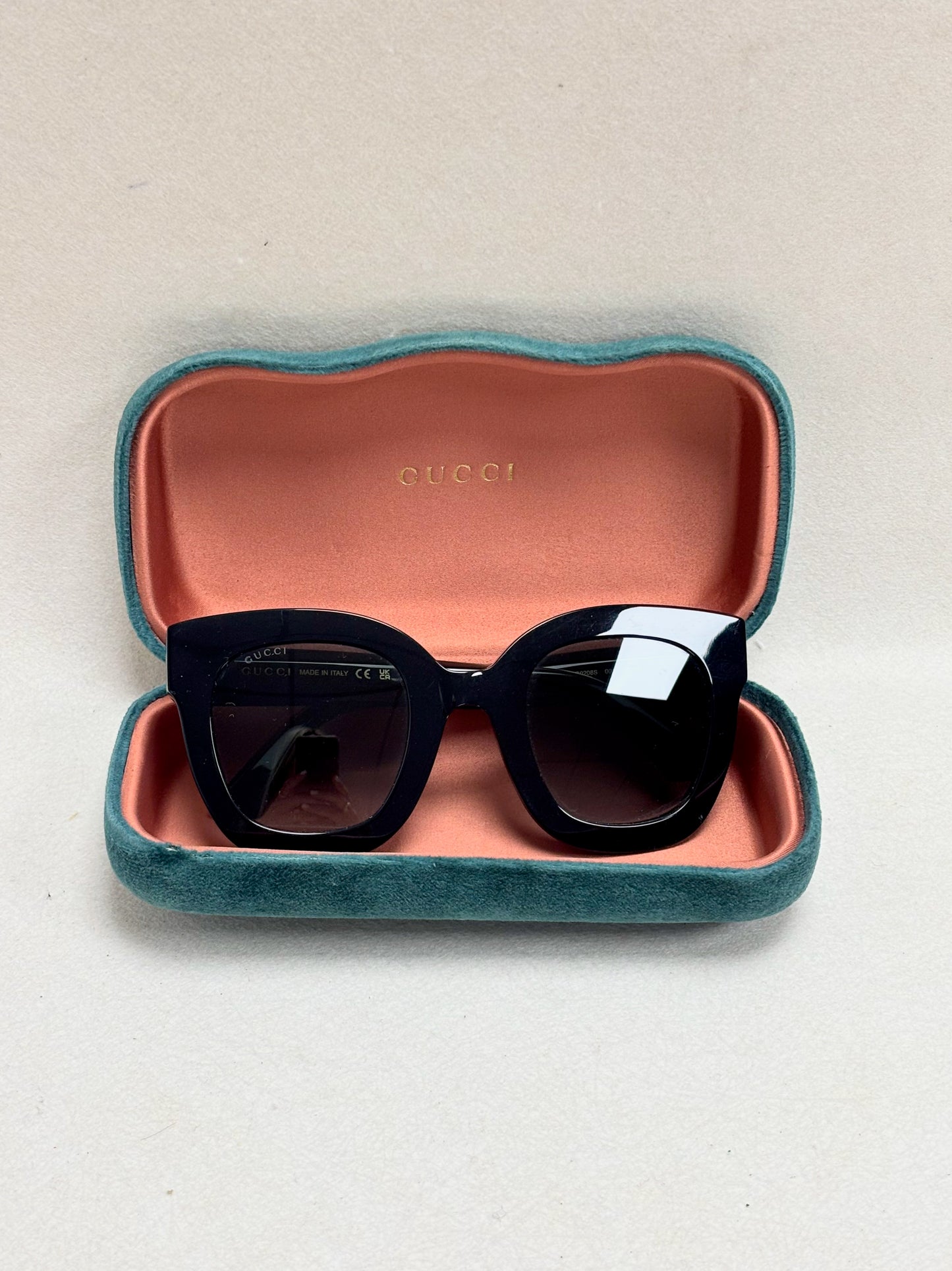 GUCCI Lunettes de soleil