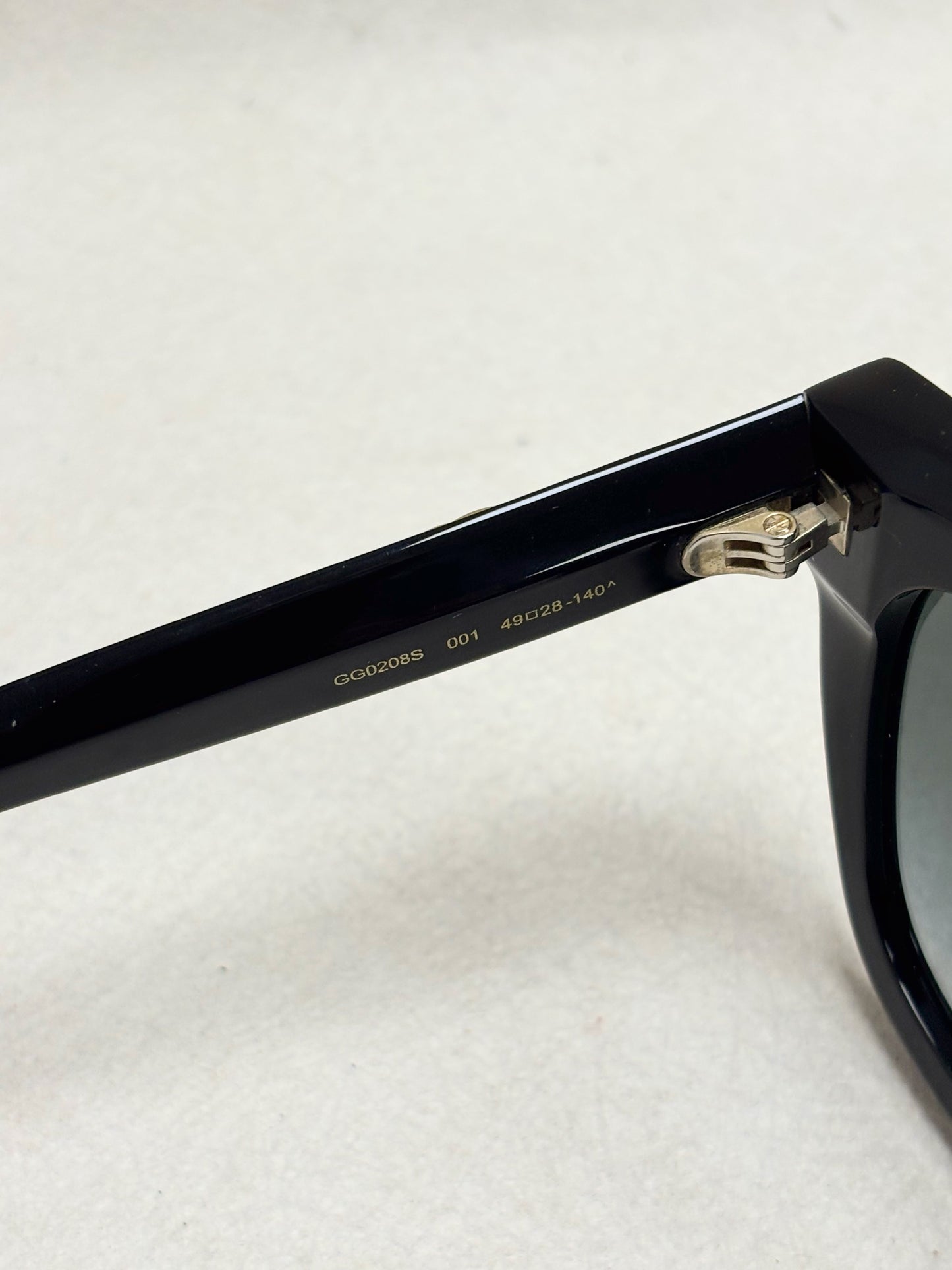 GUCCI Lunettes de soleil