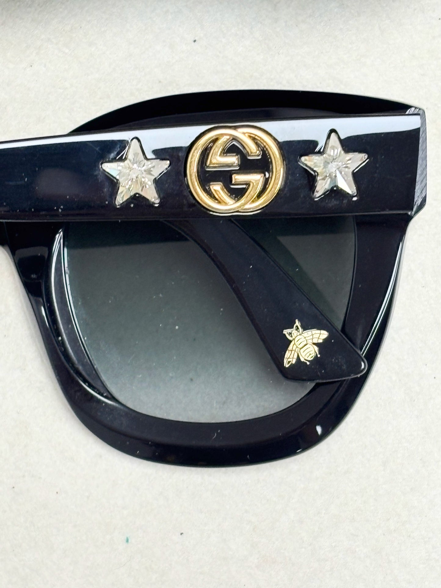 GUCCI Lunettes de soleil