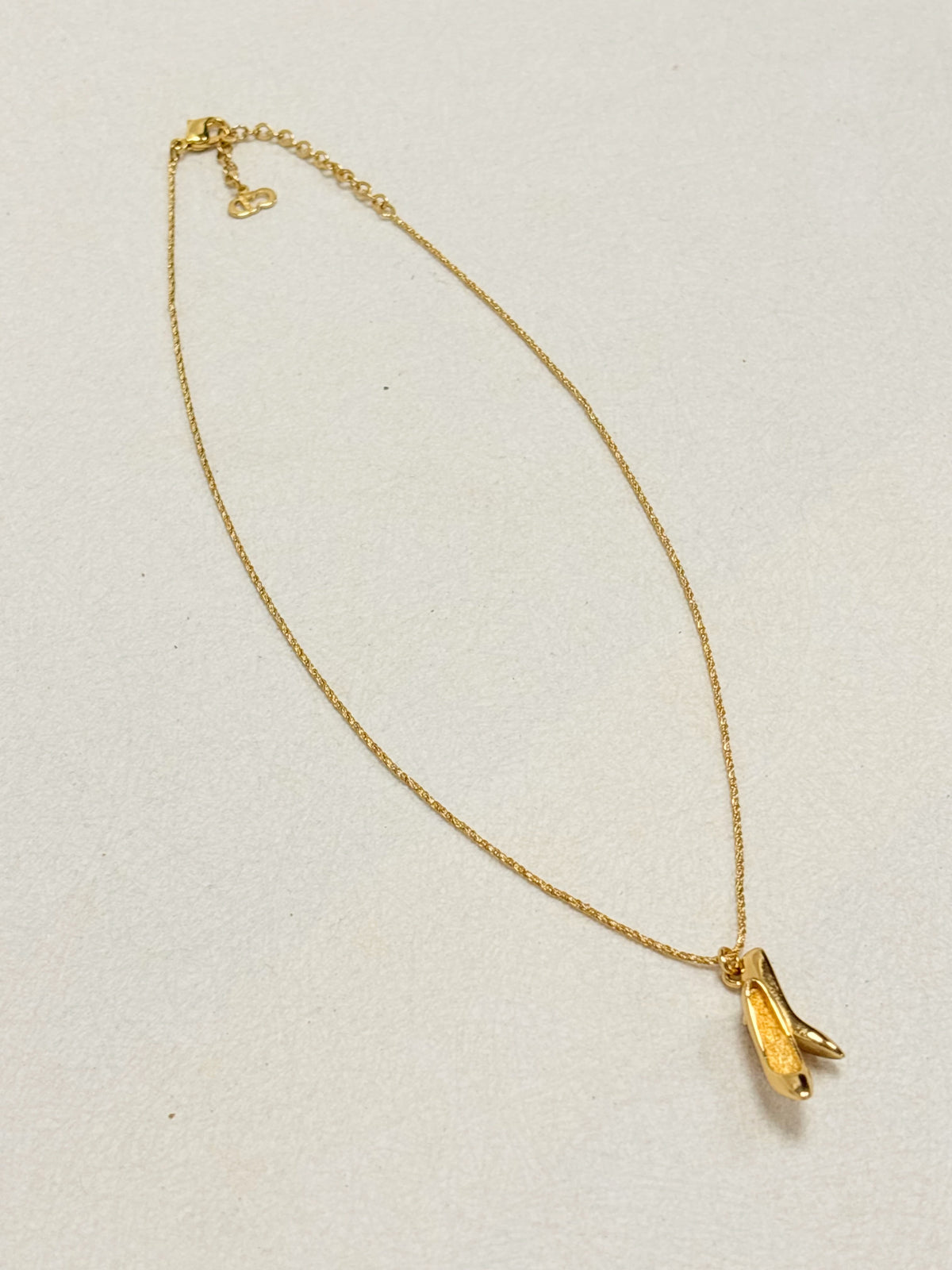 DIOR Collier Ballerine