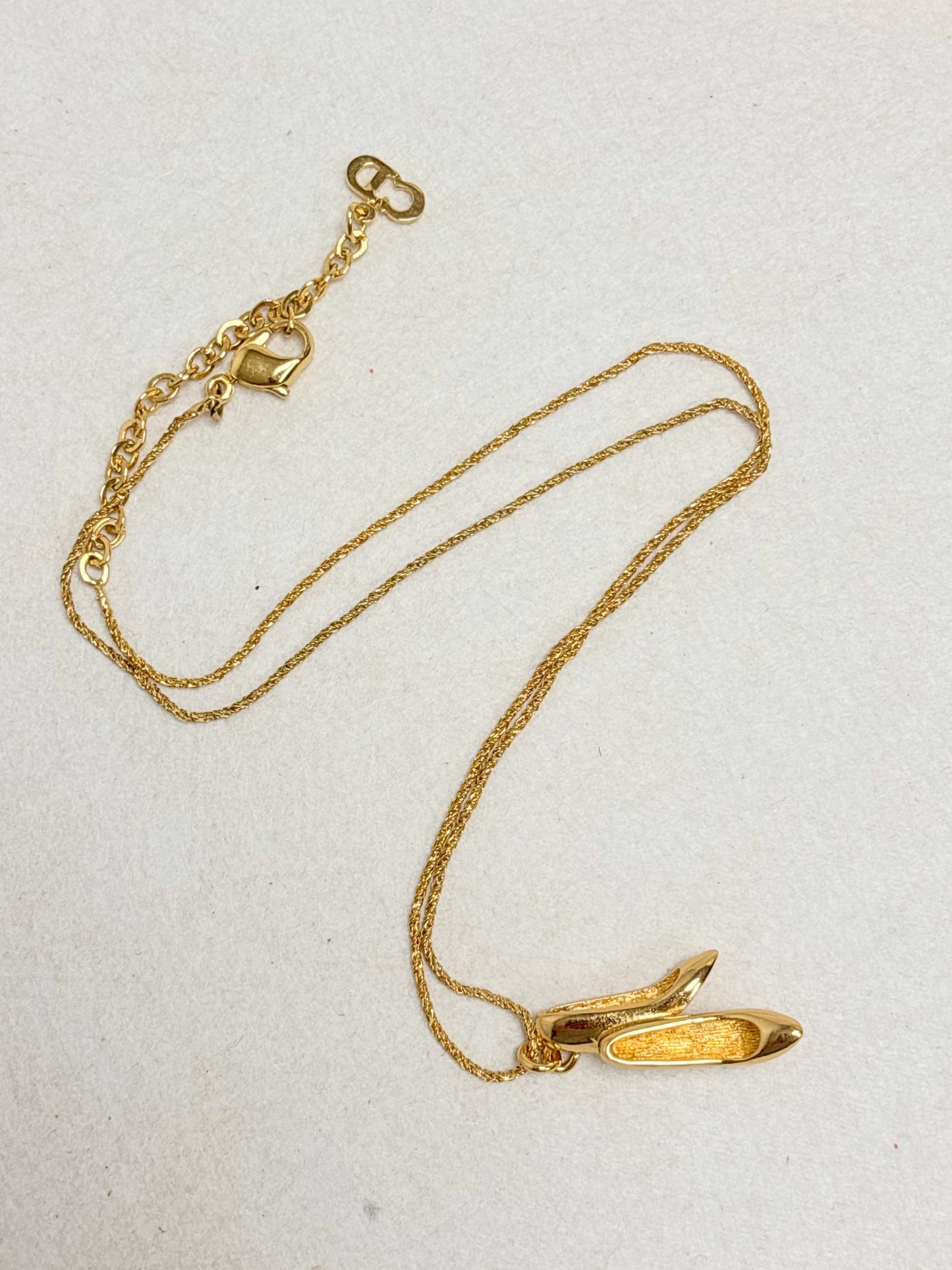 DIOR Collier Ballerine