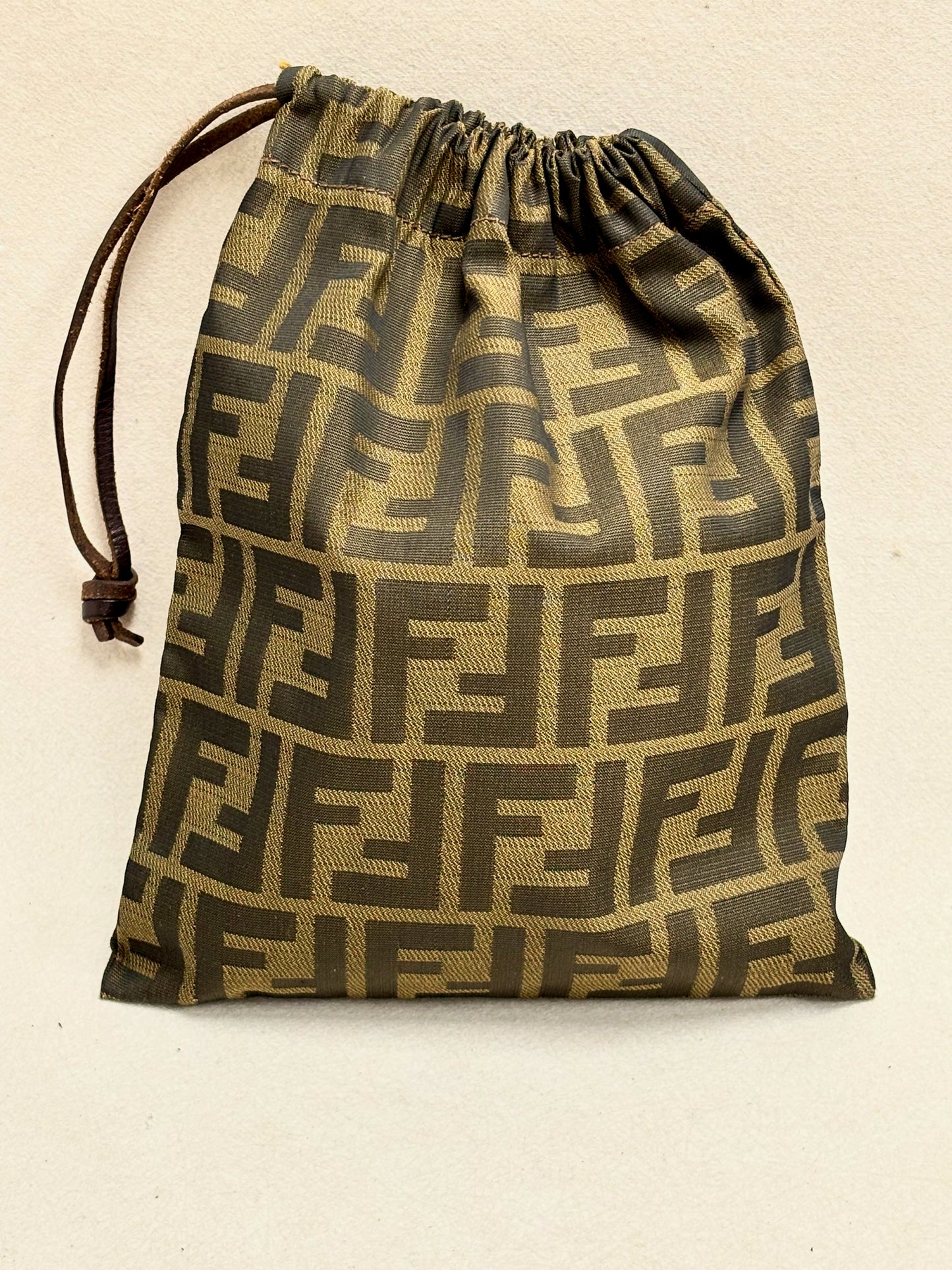 FENDI Pochette Zucca