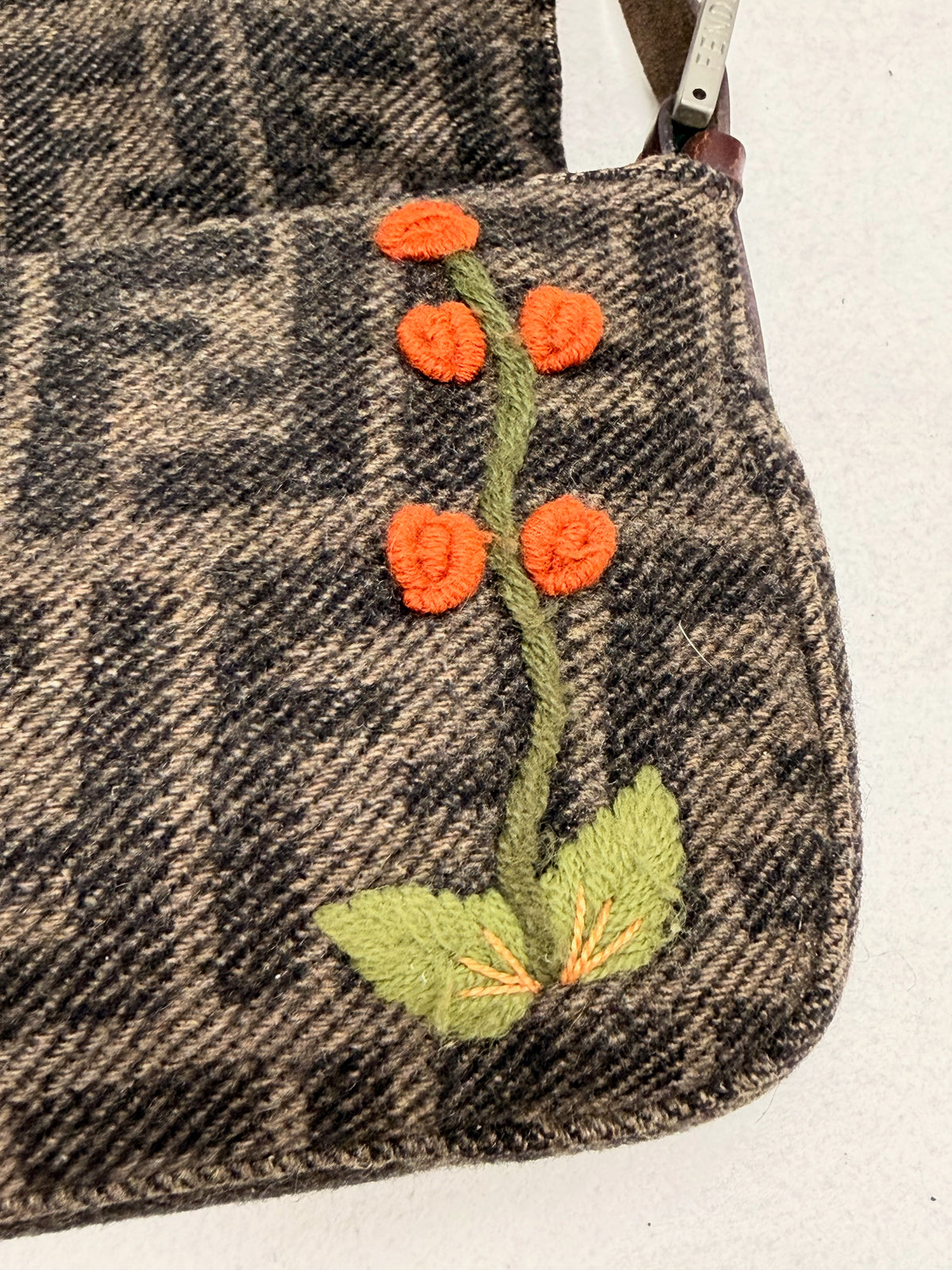 FENDI Sac Baguette Zucca brodé