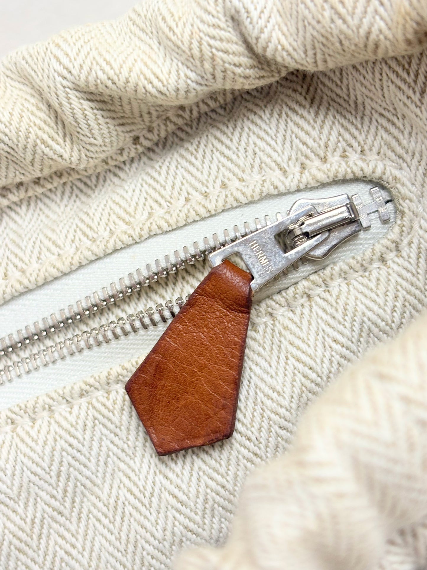 HERMÈS Pochette Fourbi