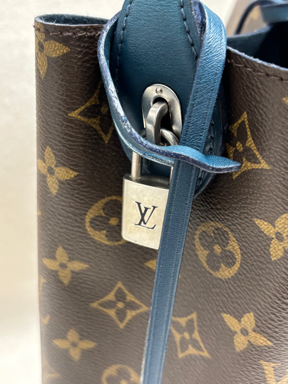 LOUIS VUITTON Sac Idole