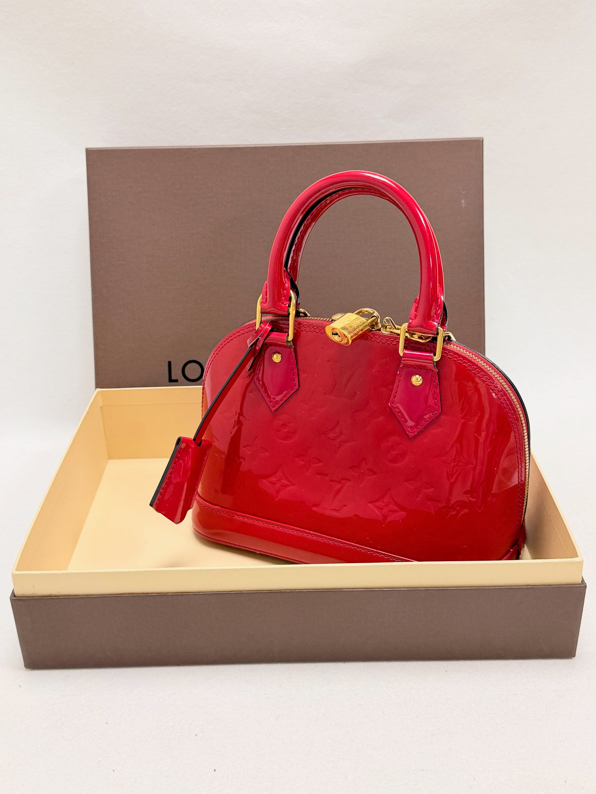 LOUIS VUITTON Sac BB Alma