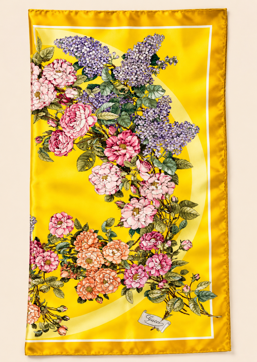 GUCCI Foulard Carré en Soie