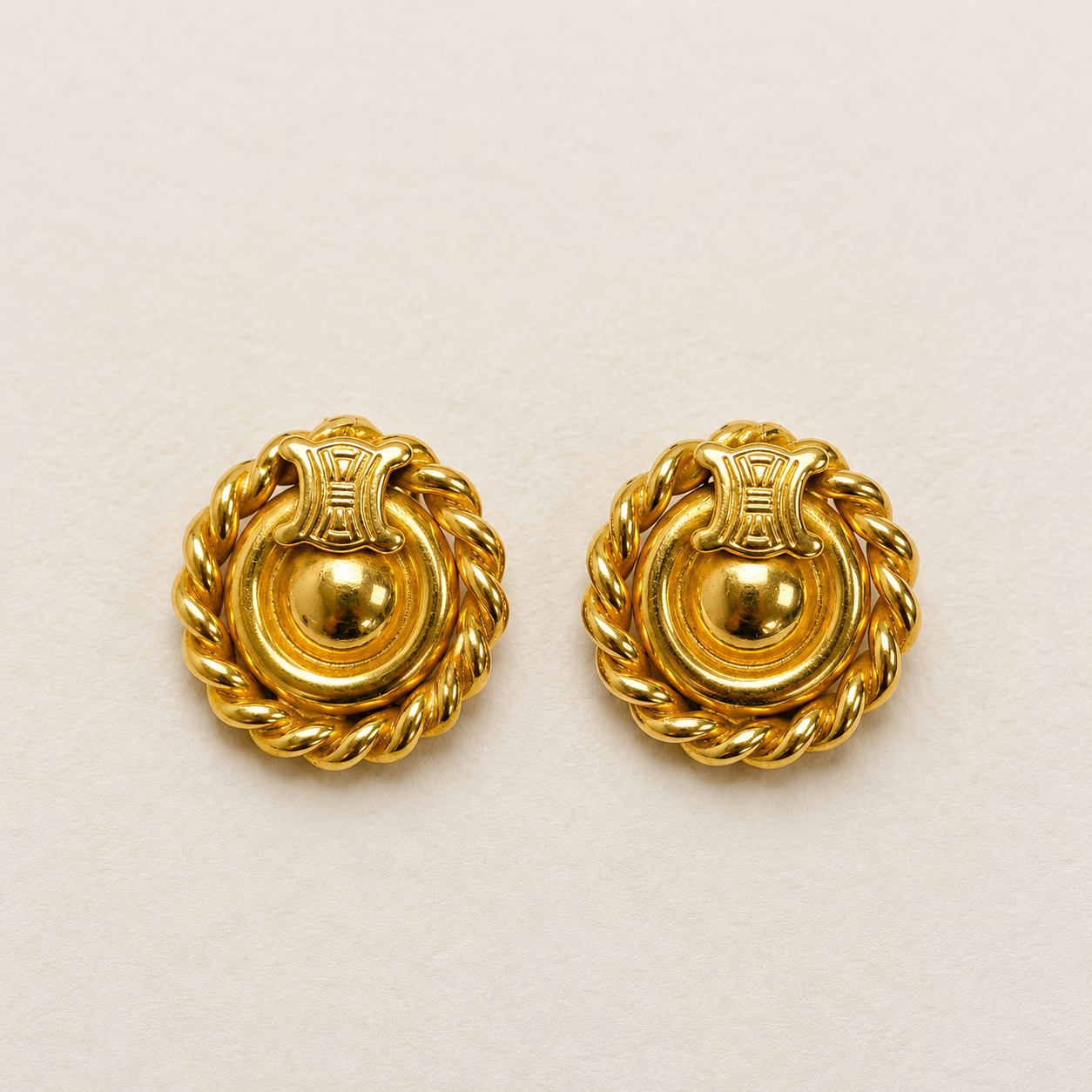 CÉLINE Boucles d'oreille Triomphe