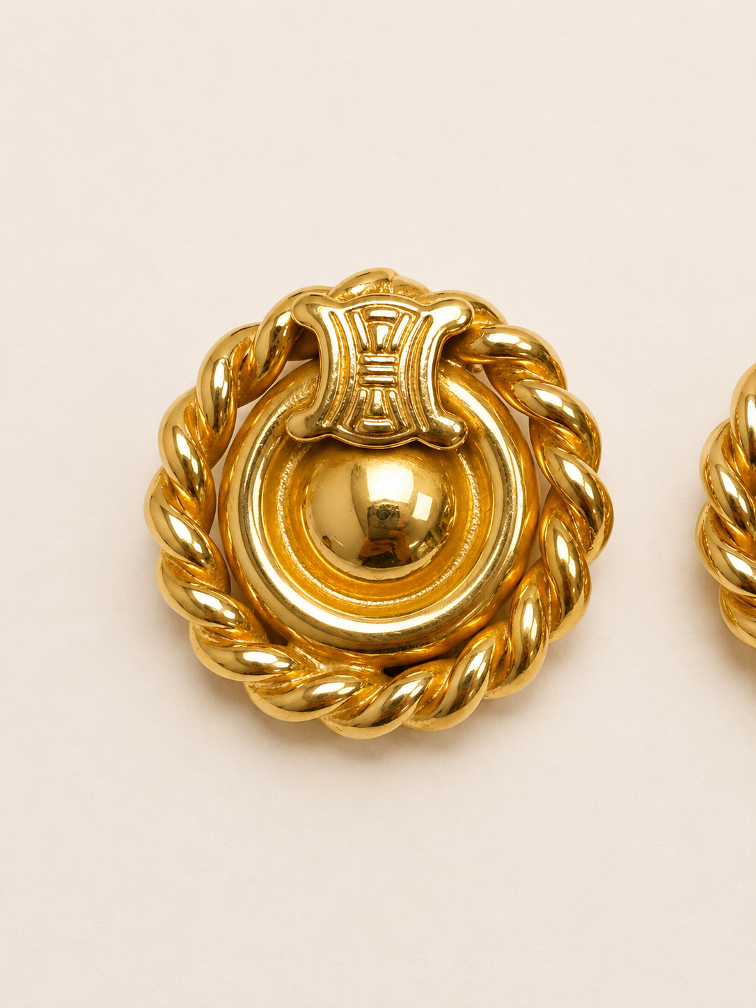 CÉLINE Boucles d'oreille Triomphe