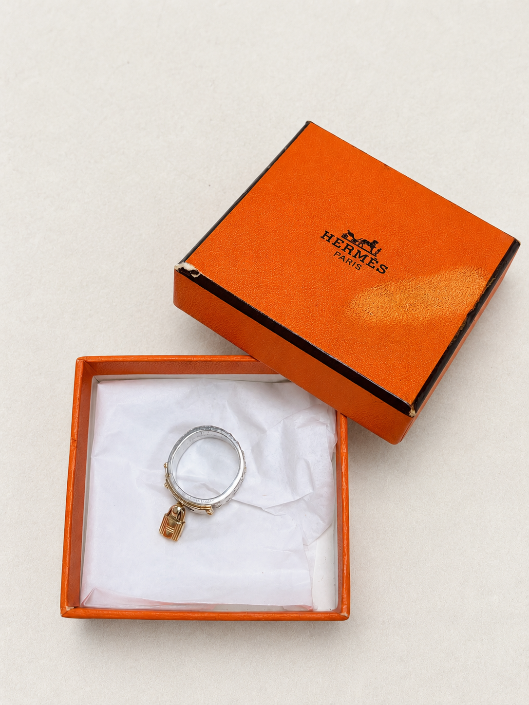 HERMÈS Bague Kelly Cadenas