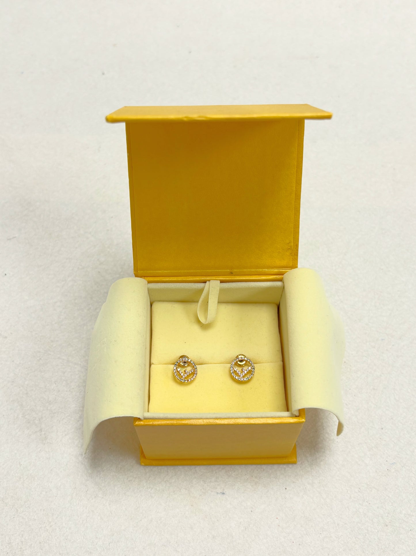 FENDI Boucles d'oreilles F is Fendi