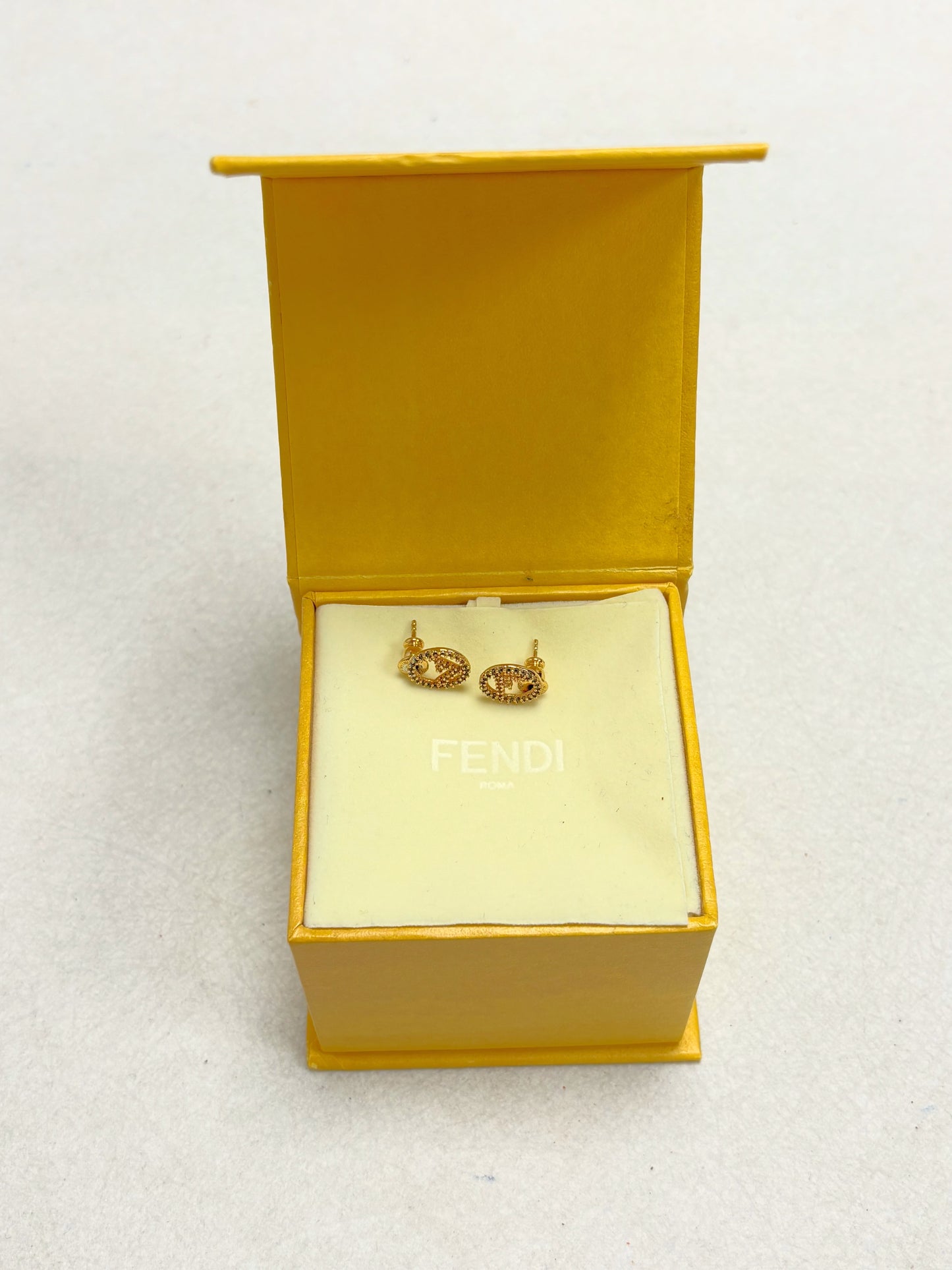 FENDI Boucles d'oreilles F is Fendi