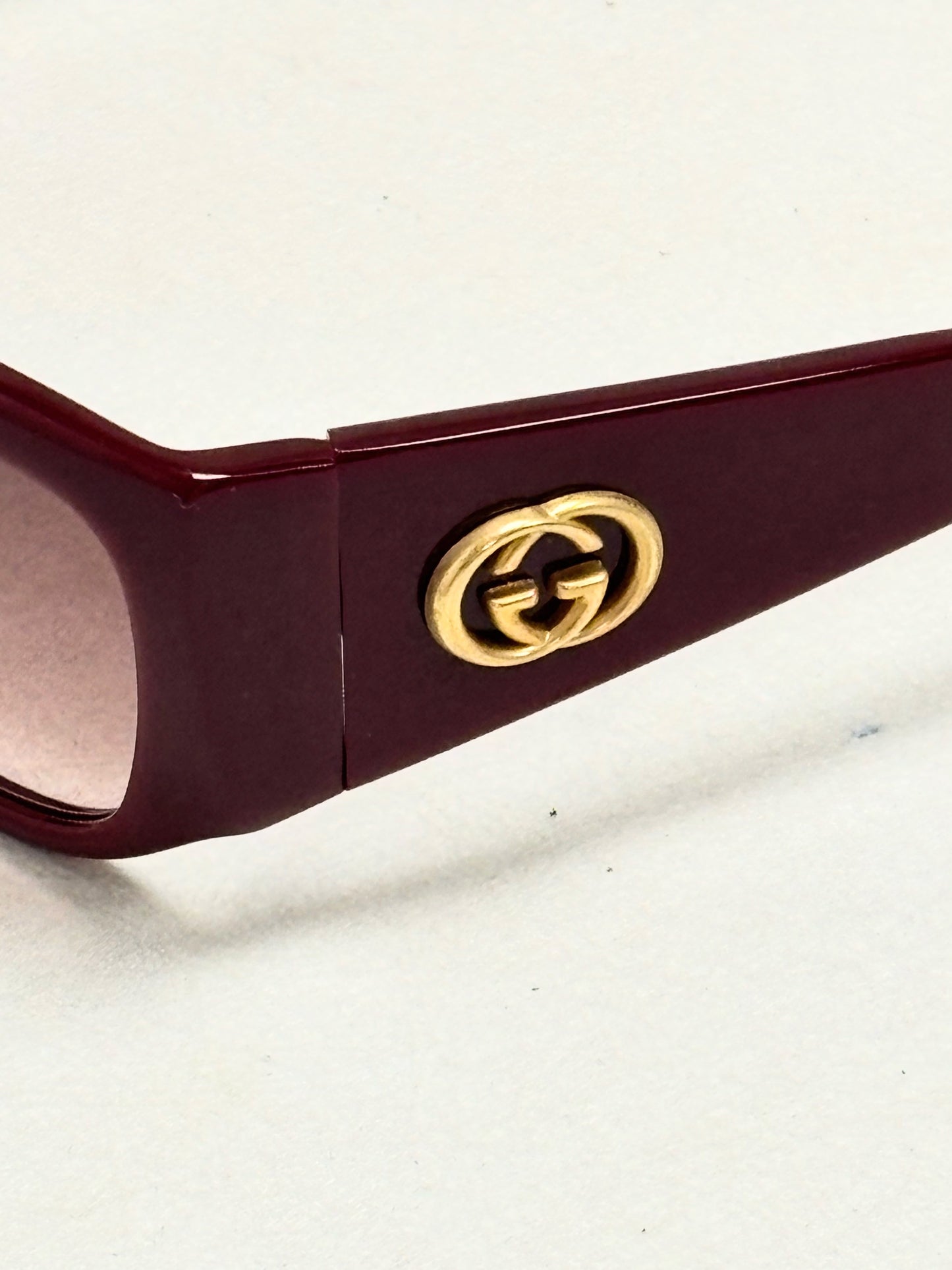 GUCCI Lunettes de soleil