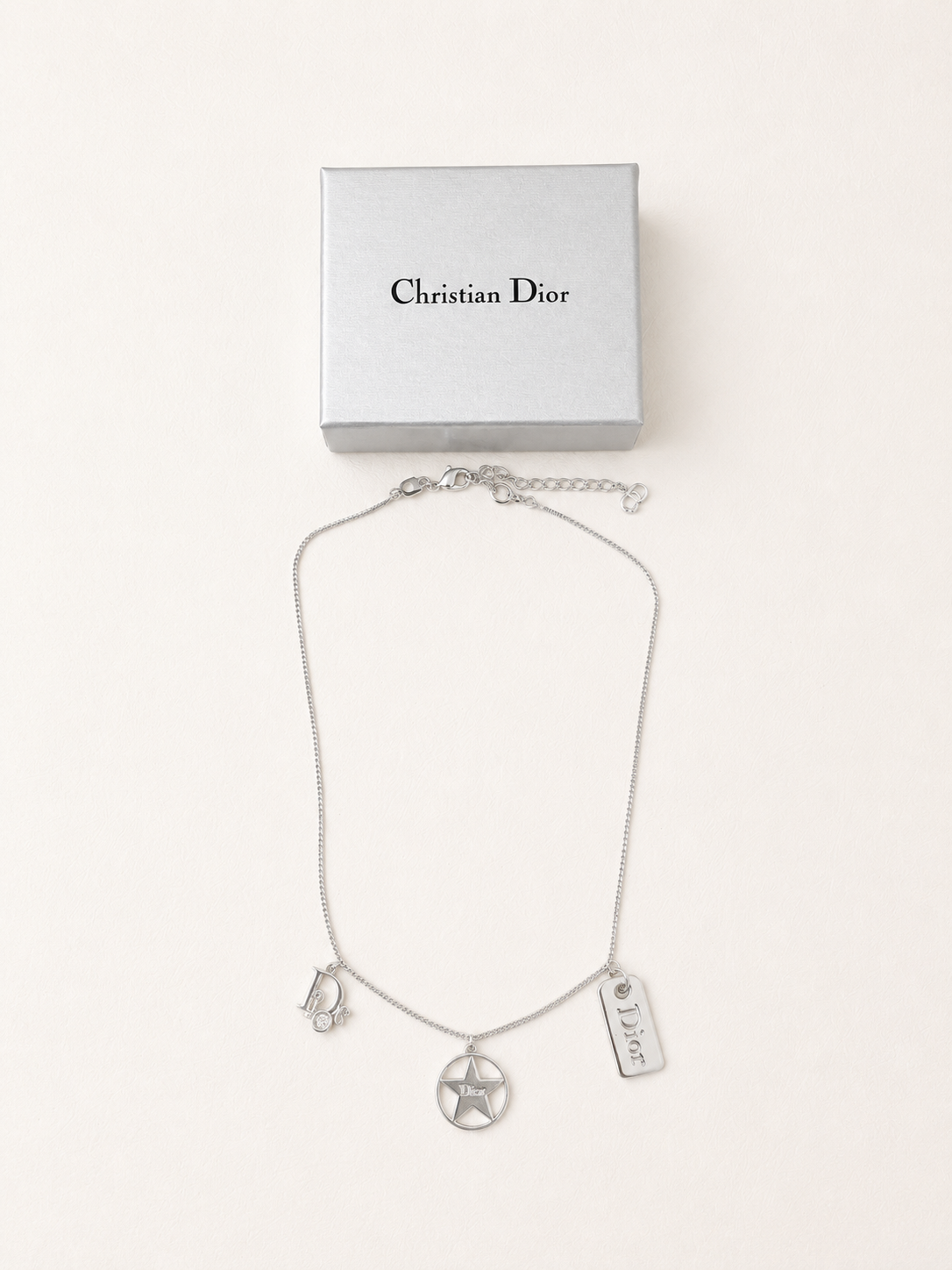 DIOR Collier Logo Charms
