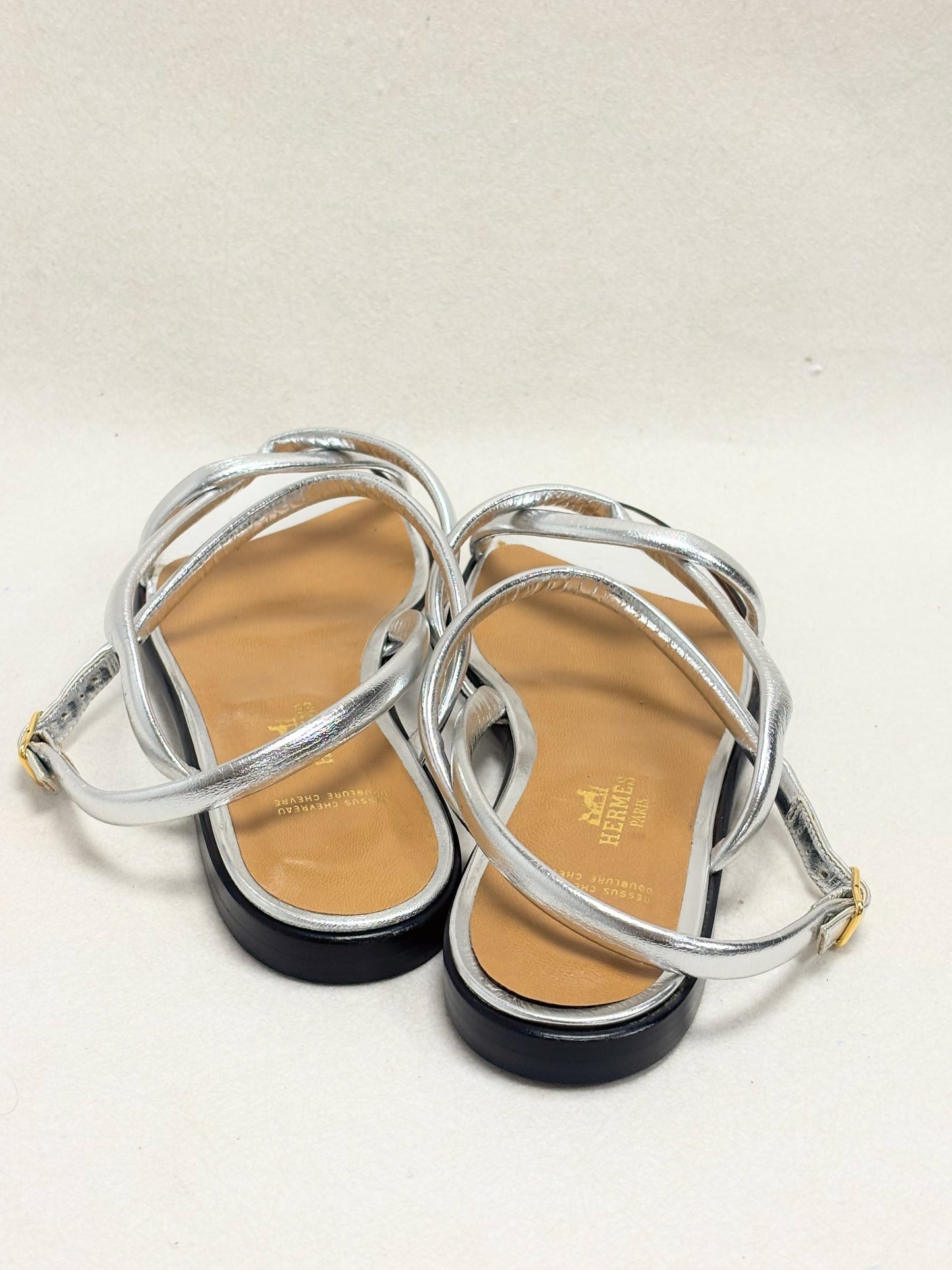 HERMÈS Sandales Cuir argent