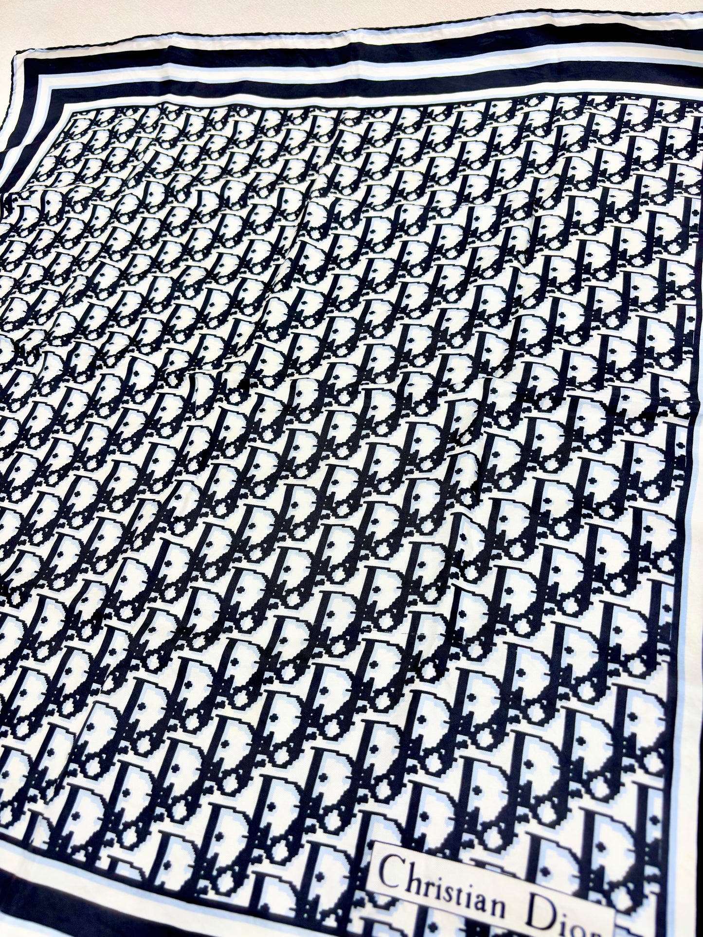 DIOR Foulard Carré Oblique en soie