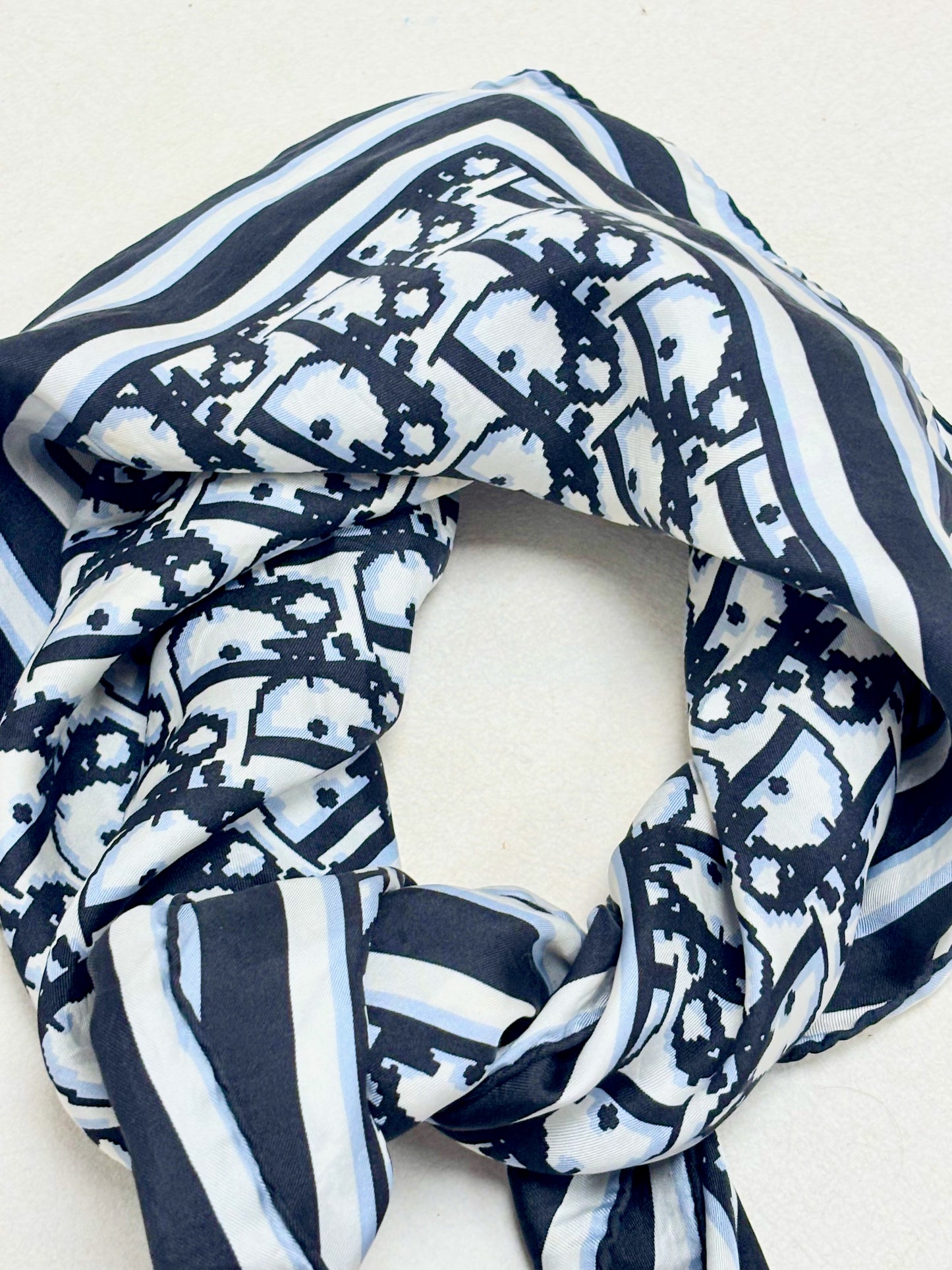 DIOR Foulard Carré Oblique en soie