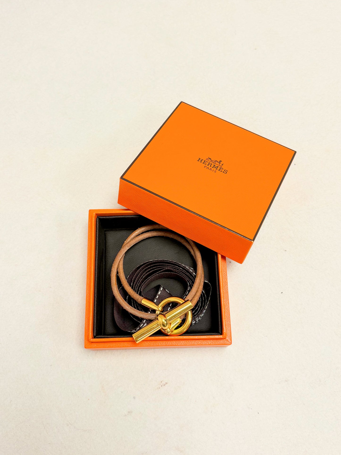 HERMÈS Collier Glénan