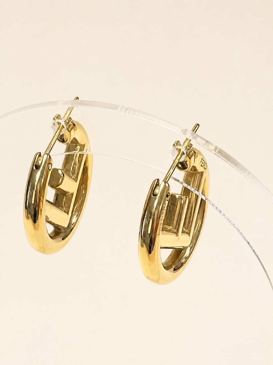 FENDI Boucles d'oreilles F is Fendi