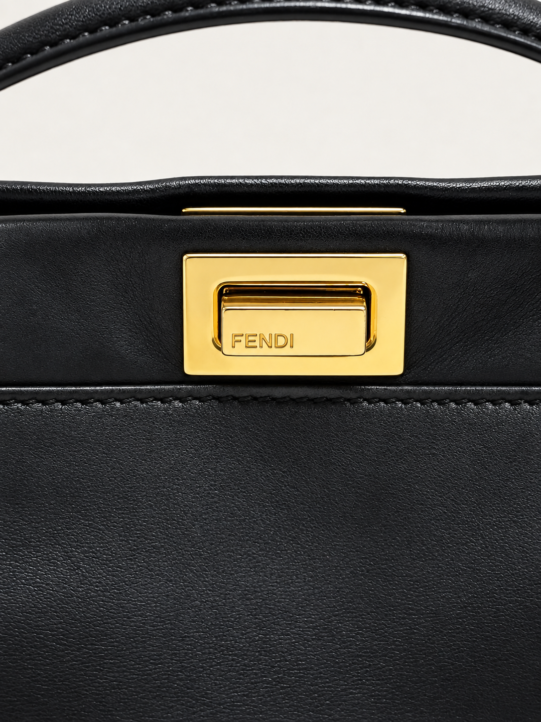 FENDI Sac Peekaboo Small en cuir