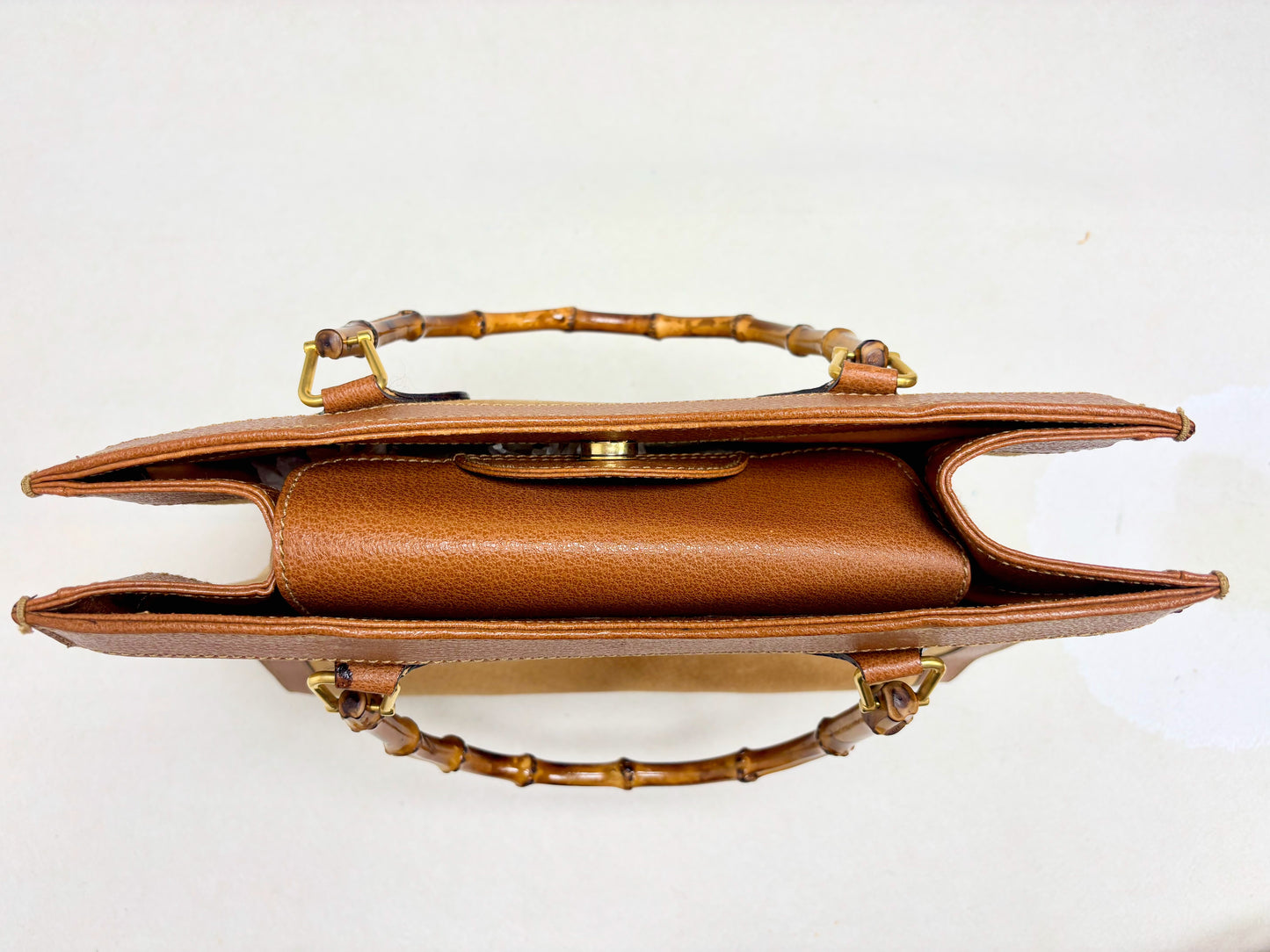 GUCCI Sac Maxi cabas Diana