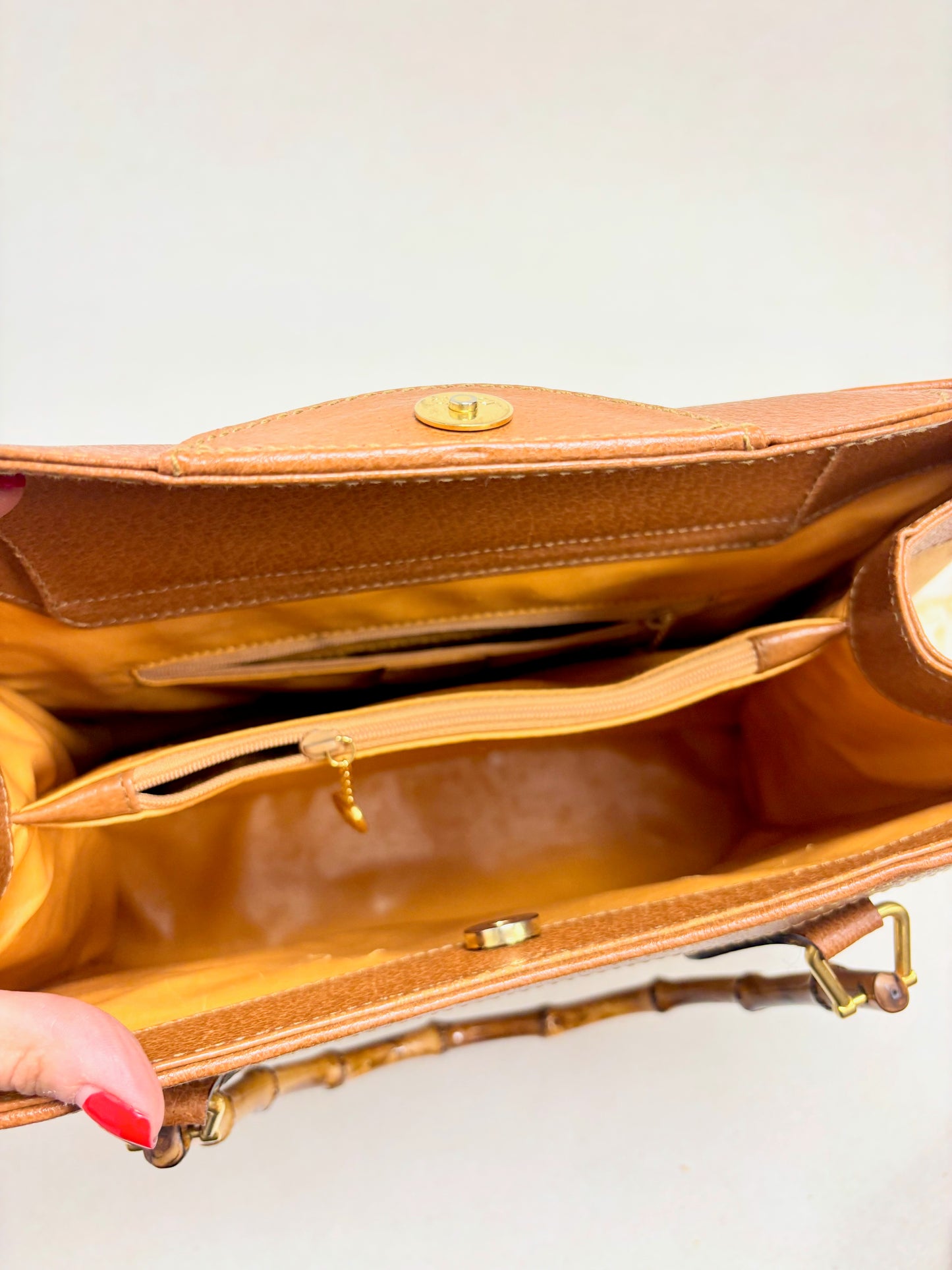 GUCCI Sac Maxi cabas Diana
