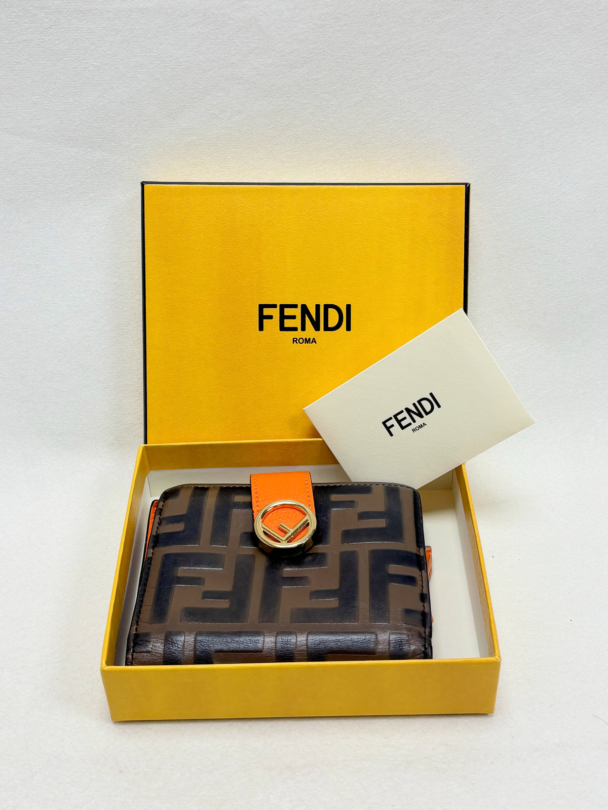 FENDI Portefeuille Zucca cuir