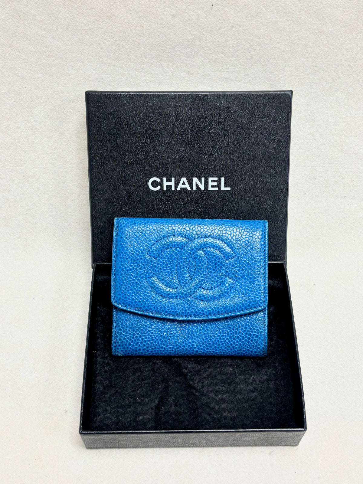 CHANEL Porte-Monnaie Cuir bleu