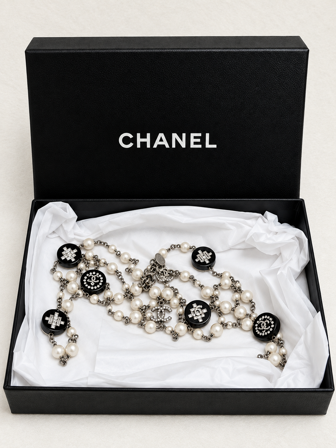 CHANEL Sautoir Spring 2011