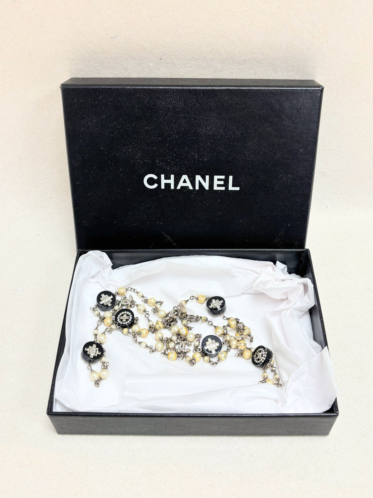 CHANEL Sautoir Spring 2011
