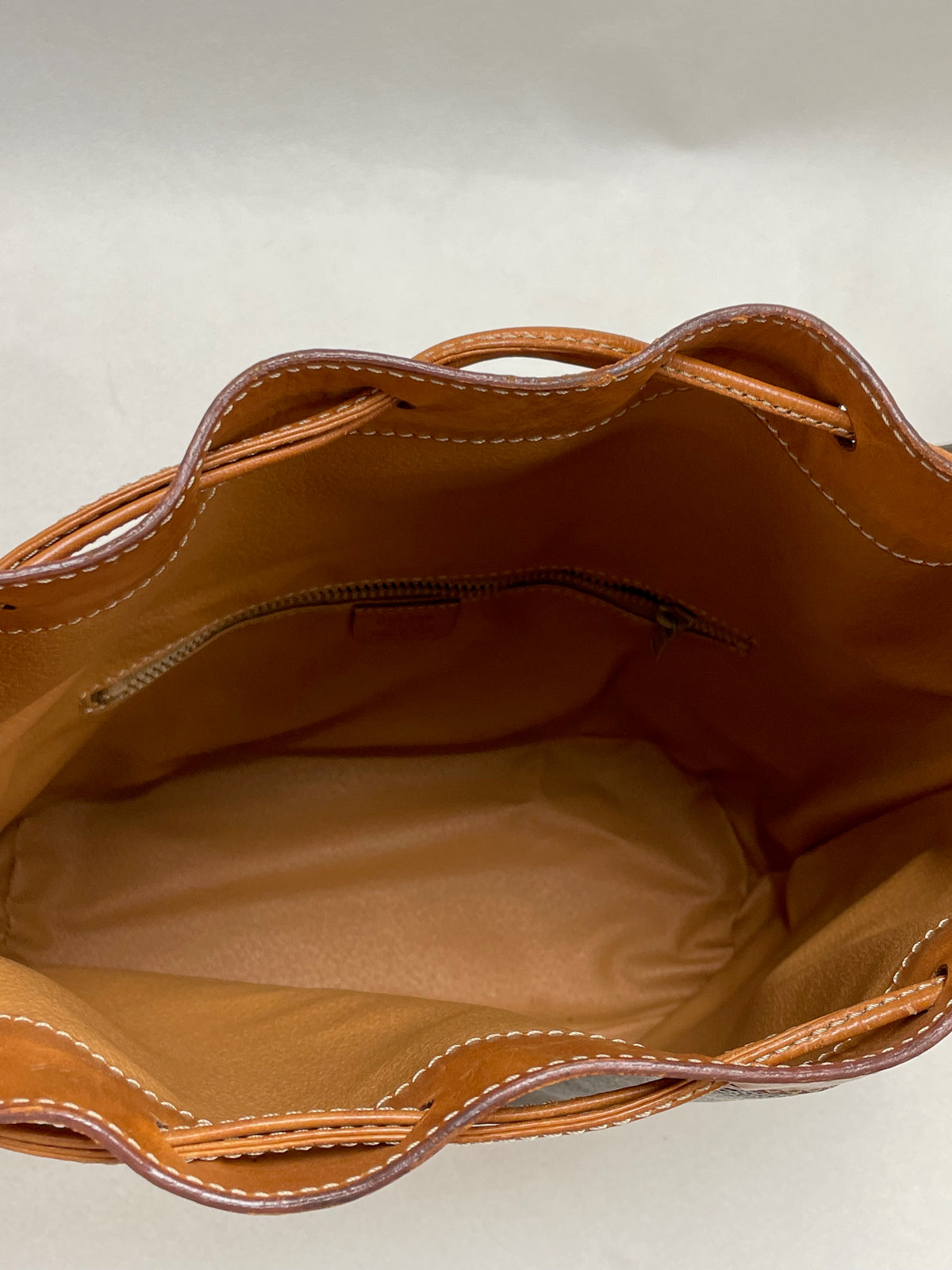 CÉLINE Sac Seau Triomphe