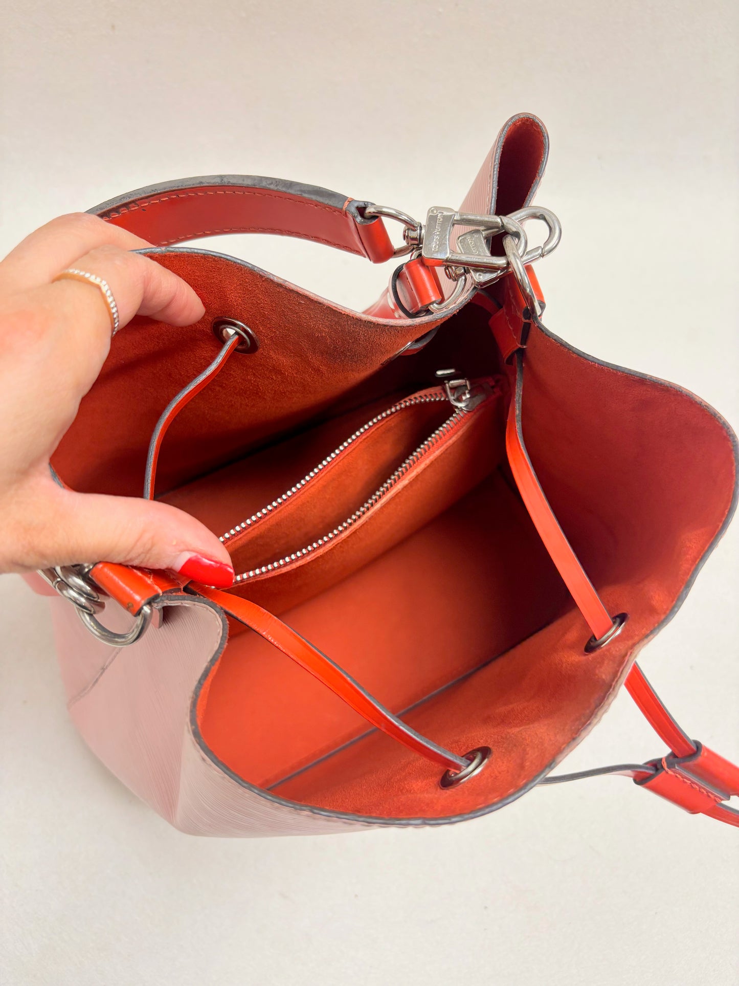 LOUIS VUITTON Sac NéoNoé MM