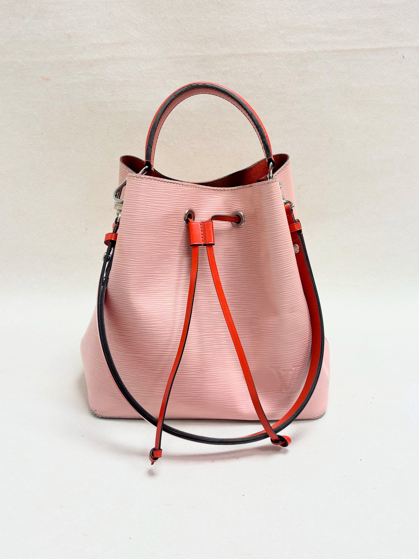 LOUIS VUITTON Sac NéoNoé MM