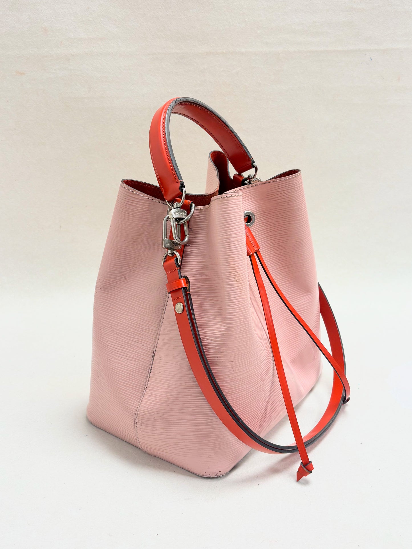 LOUIS VUITTON Sac NéoNoé MM