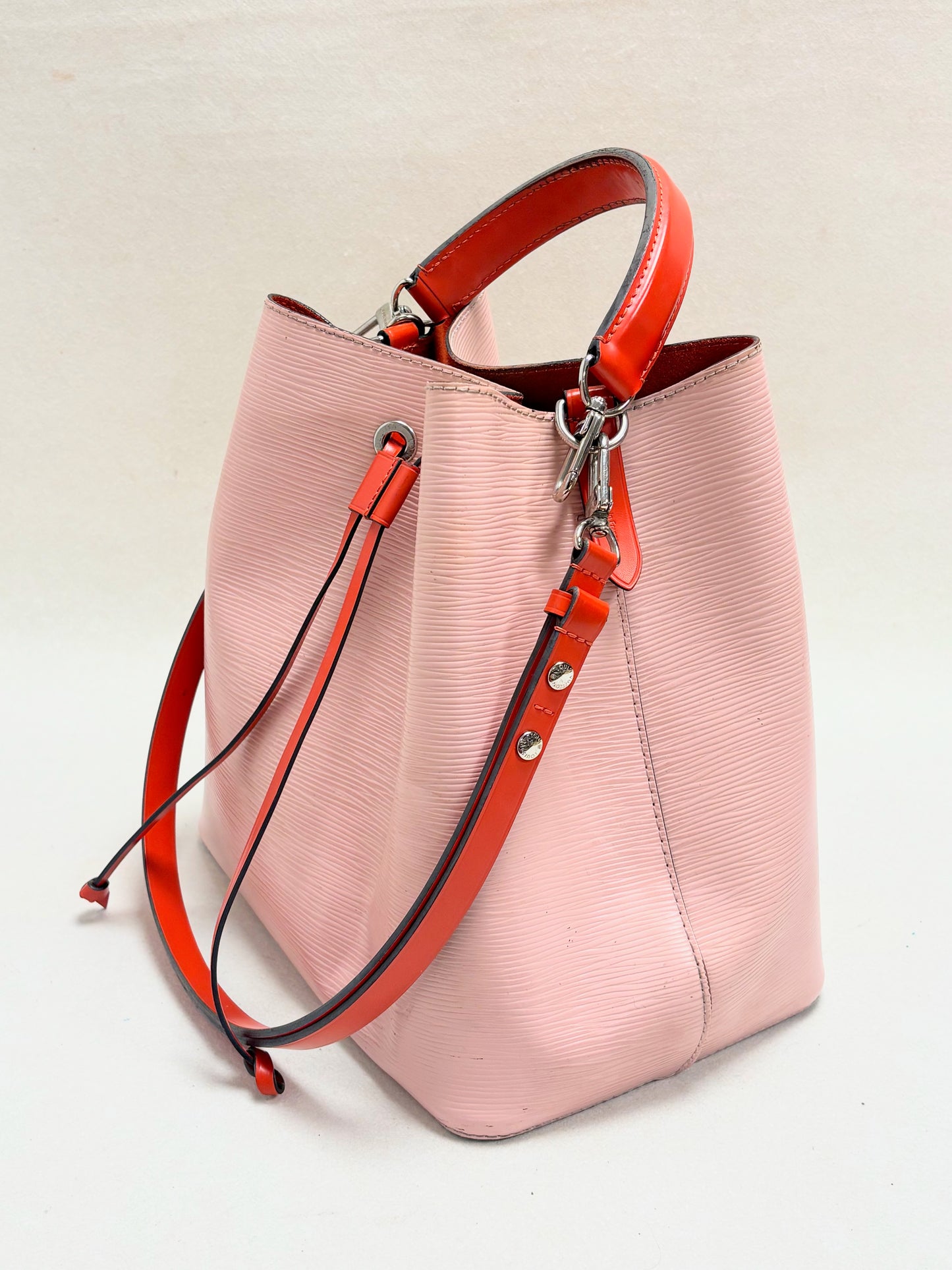 LOUIS VUITTON Sac NéoNoé MM