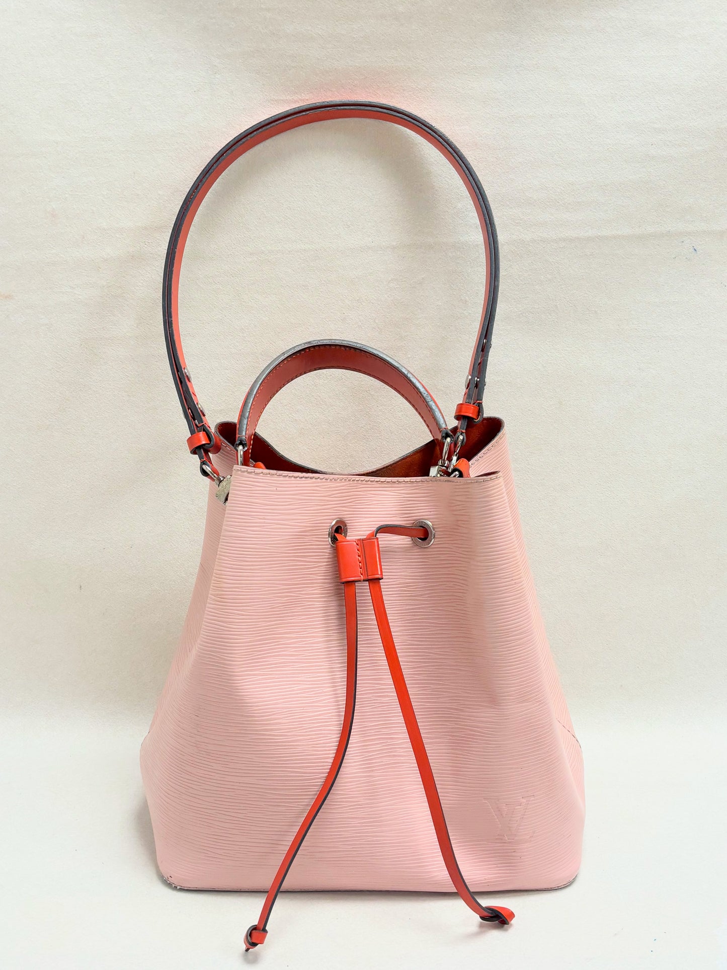 LOUIS VUITTON Sac NéoNoé MM