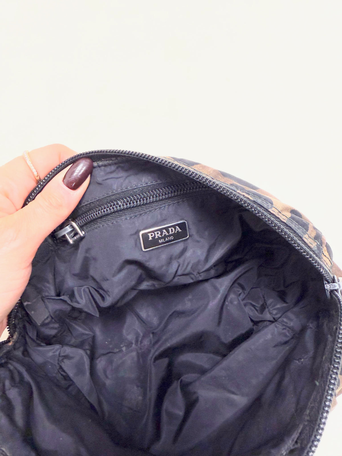 PRADA Trousse Nylon Léopard