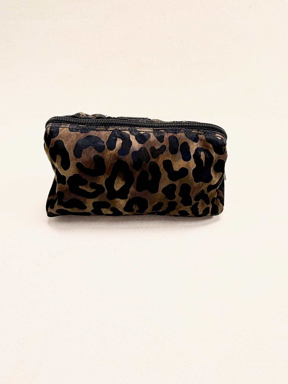PRADA Trousse Nylon Léopard
