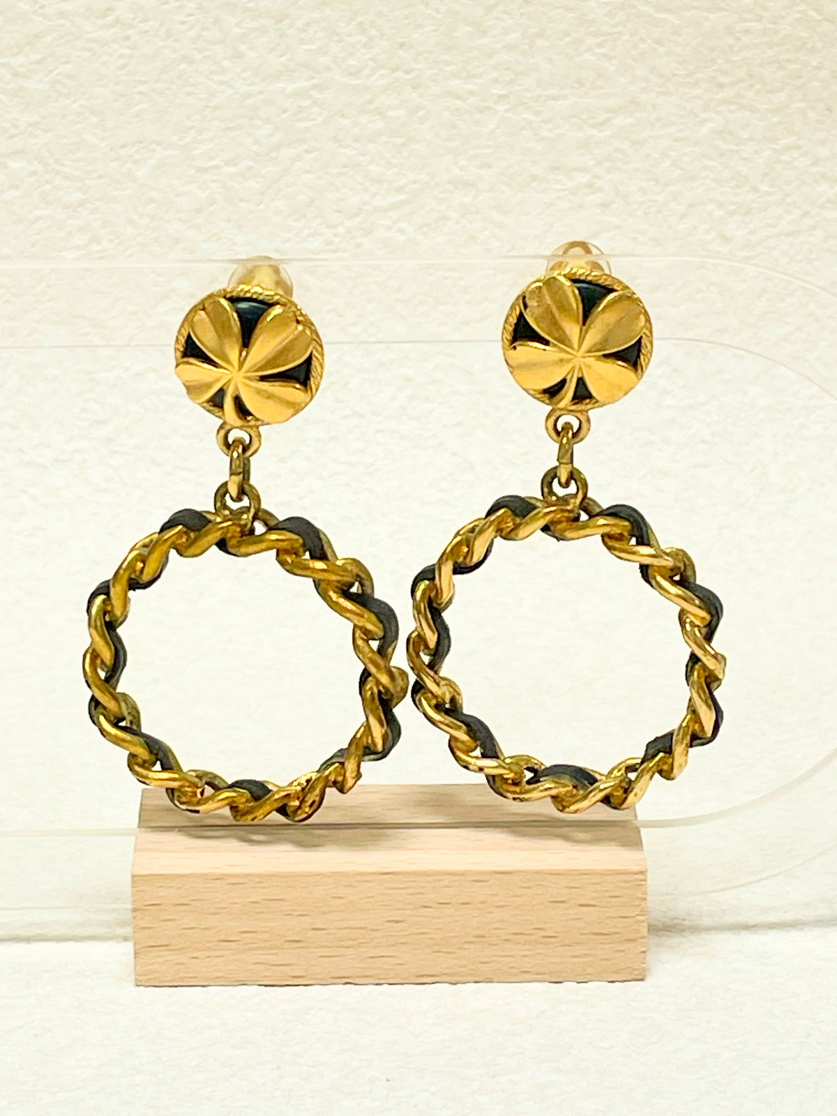 CHANEL Boucles d'oreilles Hoops 94
