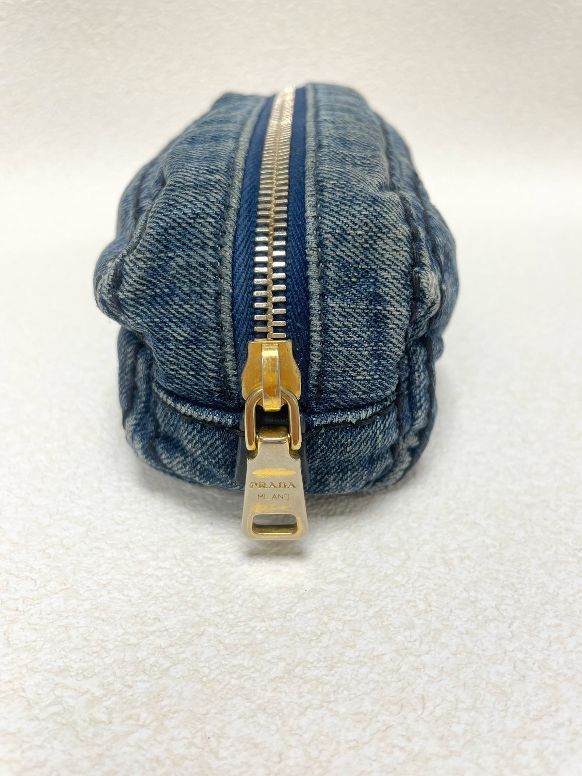 PRADA Trousse en Denim