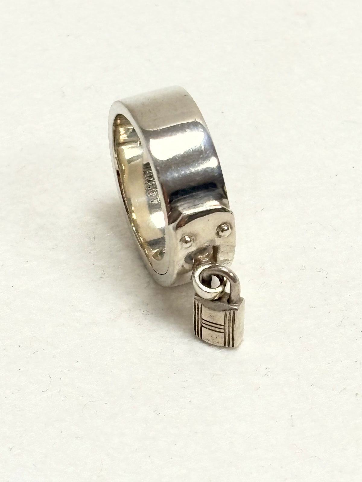 HERMÈS Bague Kelly Cadenas Argent