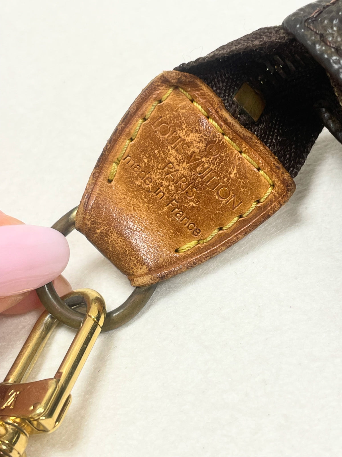 LOUIS VUITTON Pochette Accessoires