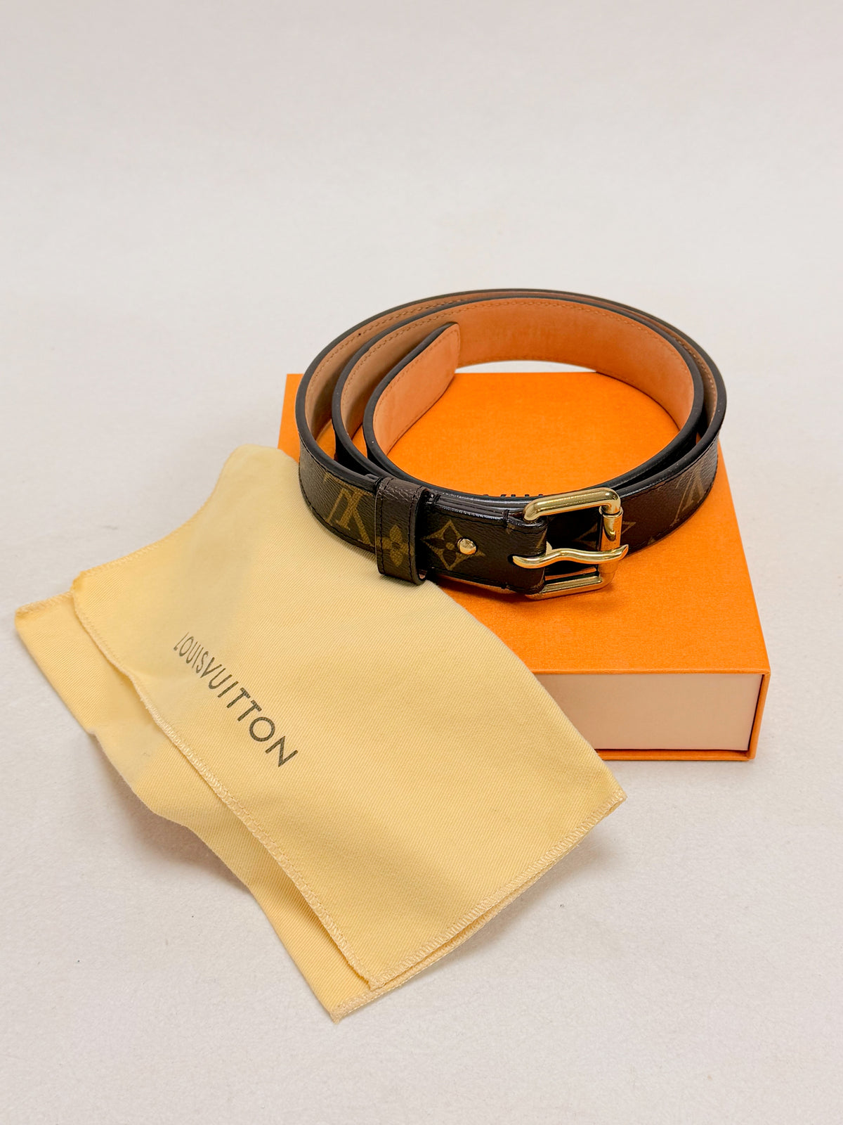 LOUIS VUITTON Ceinture Monogramme