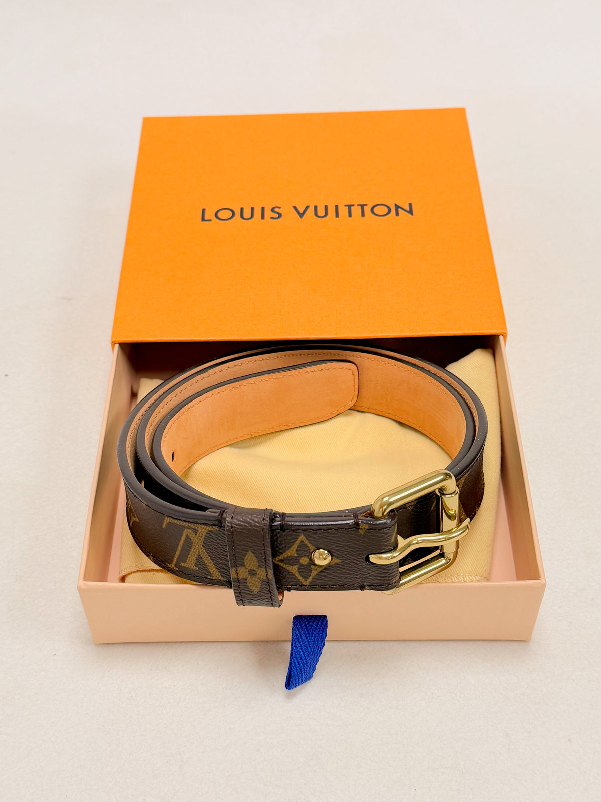 LOUIS VUITTON Ceinture Monogramme