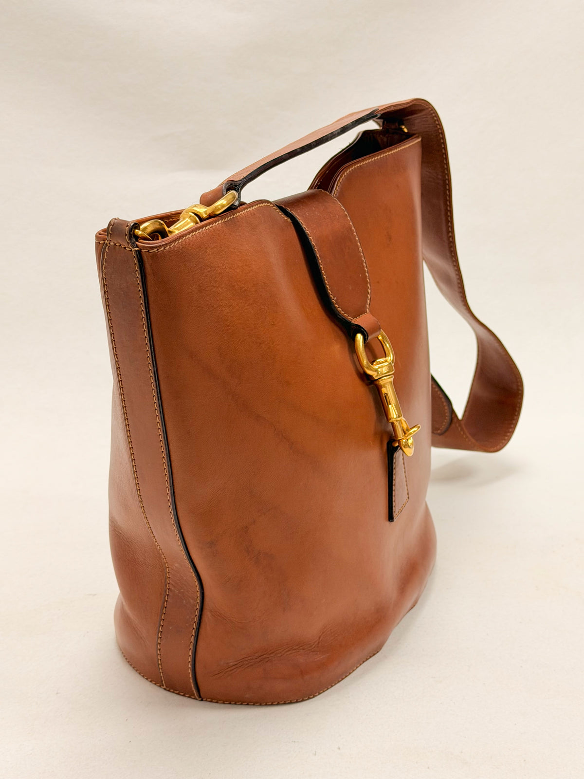 GUCCI Sac Jackie Bucket Bag