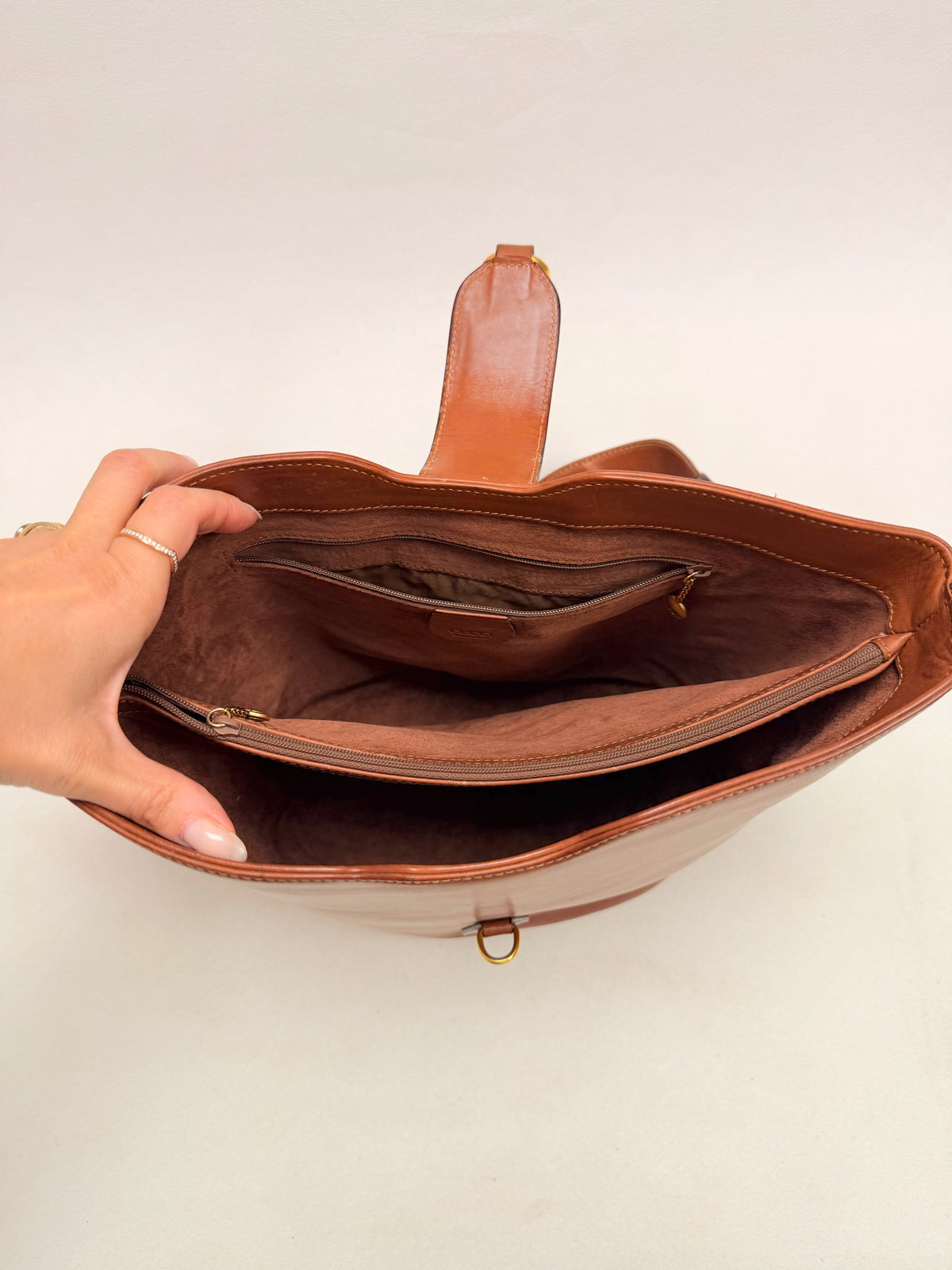 GUCCI Sac Jackie Bucket Bag