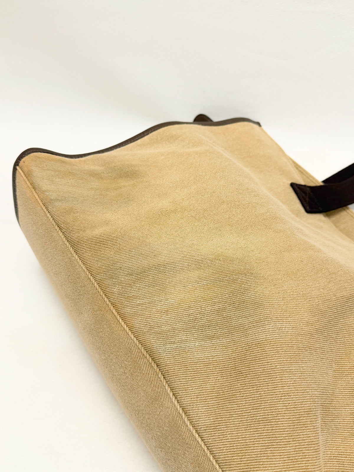 FENDI Sac cabas Ecussons