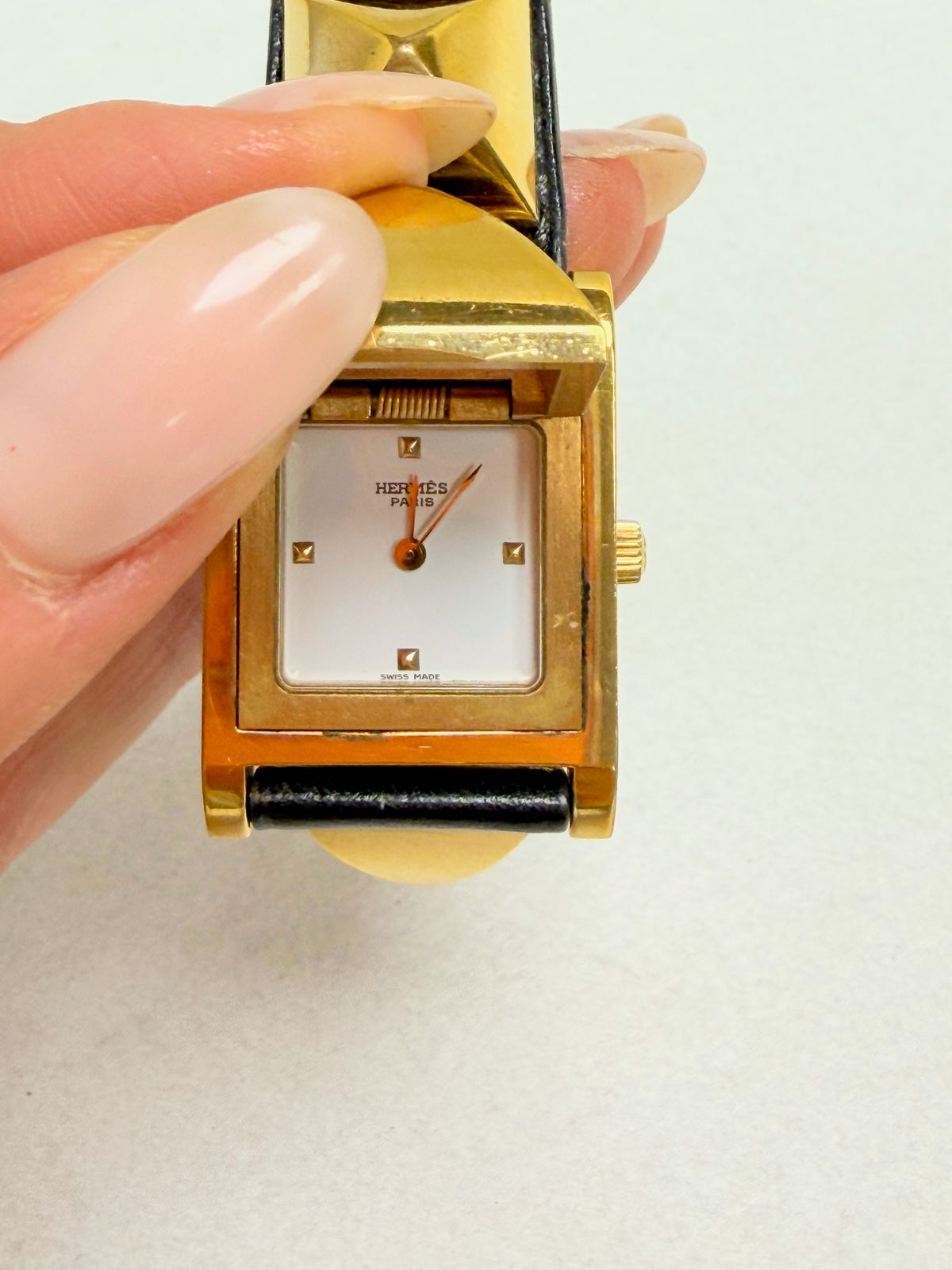 HERMÈS Montre Médor
