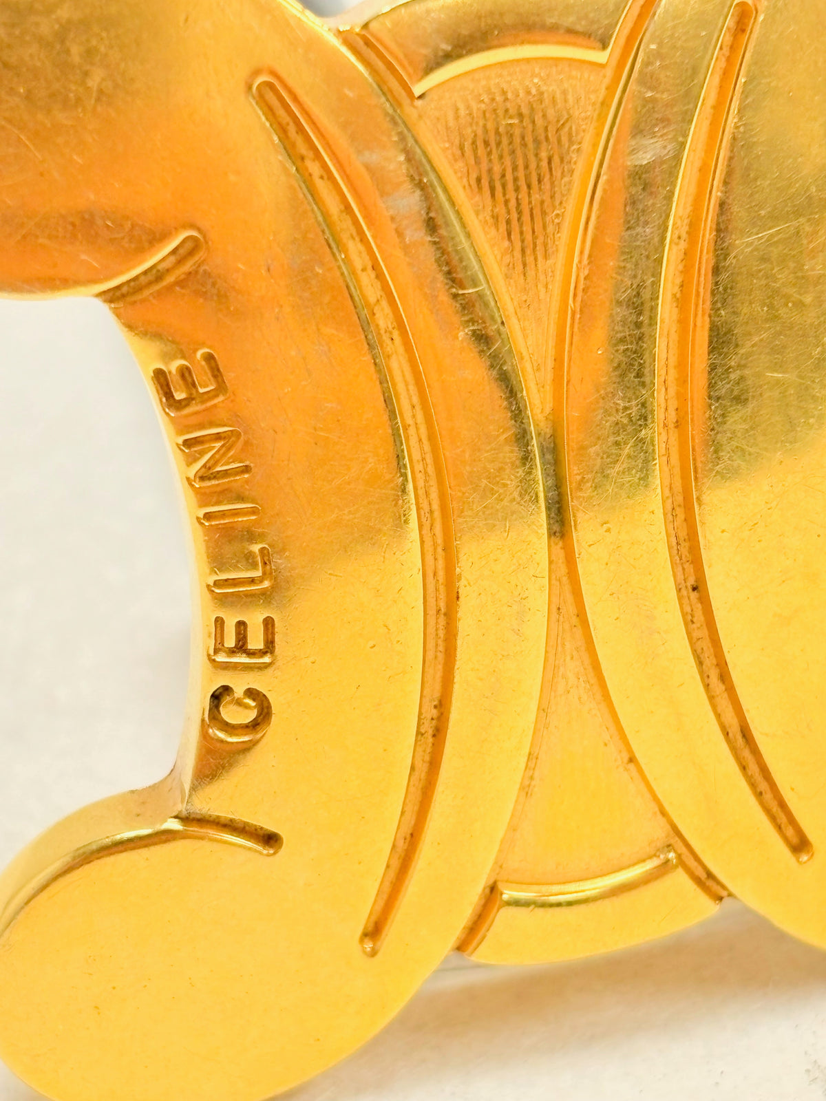 CÉLINE Broche Triomphe